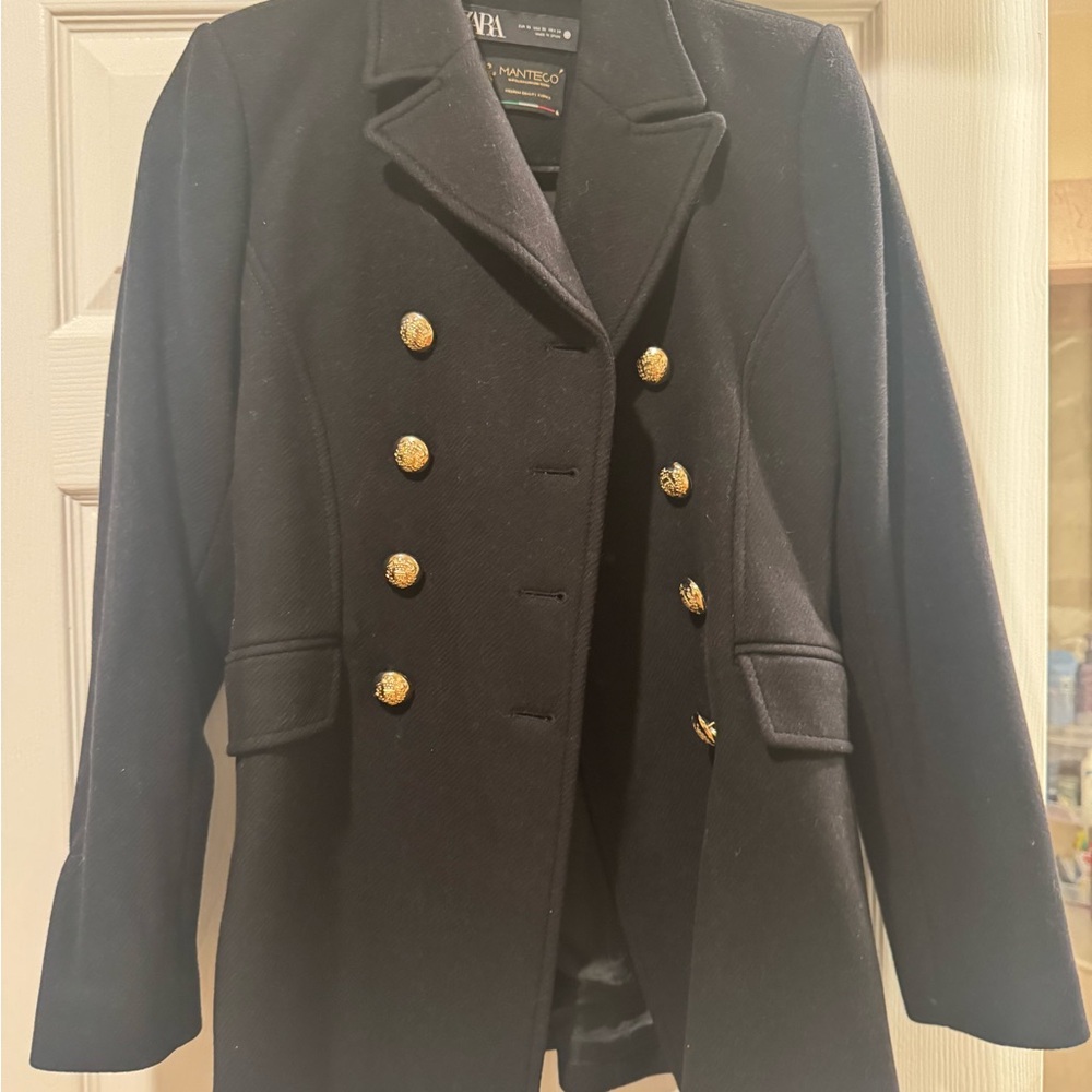 Zara Black Pea Coat with Double-Breasted Design and Wide Lapels